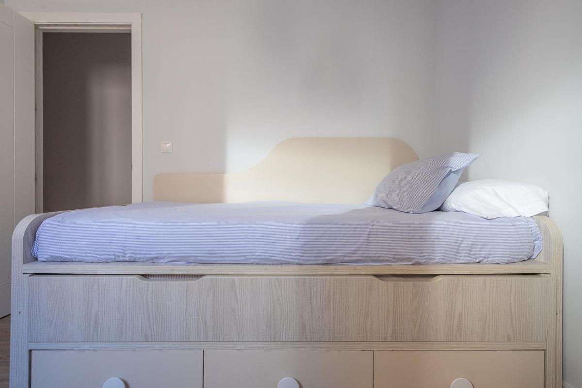 Puerta Real Centro Apartment Гранада Екстериор снимка